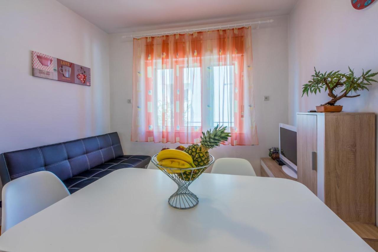Azur Novi Vinodolski Esterno foto