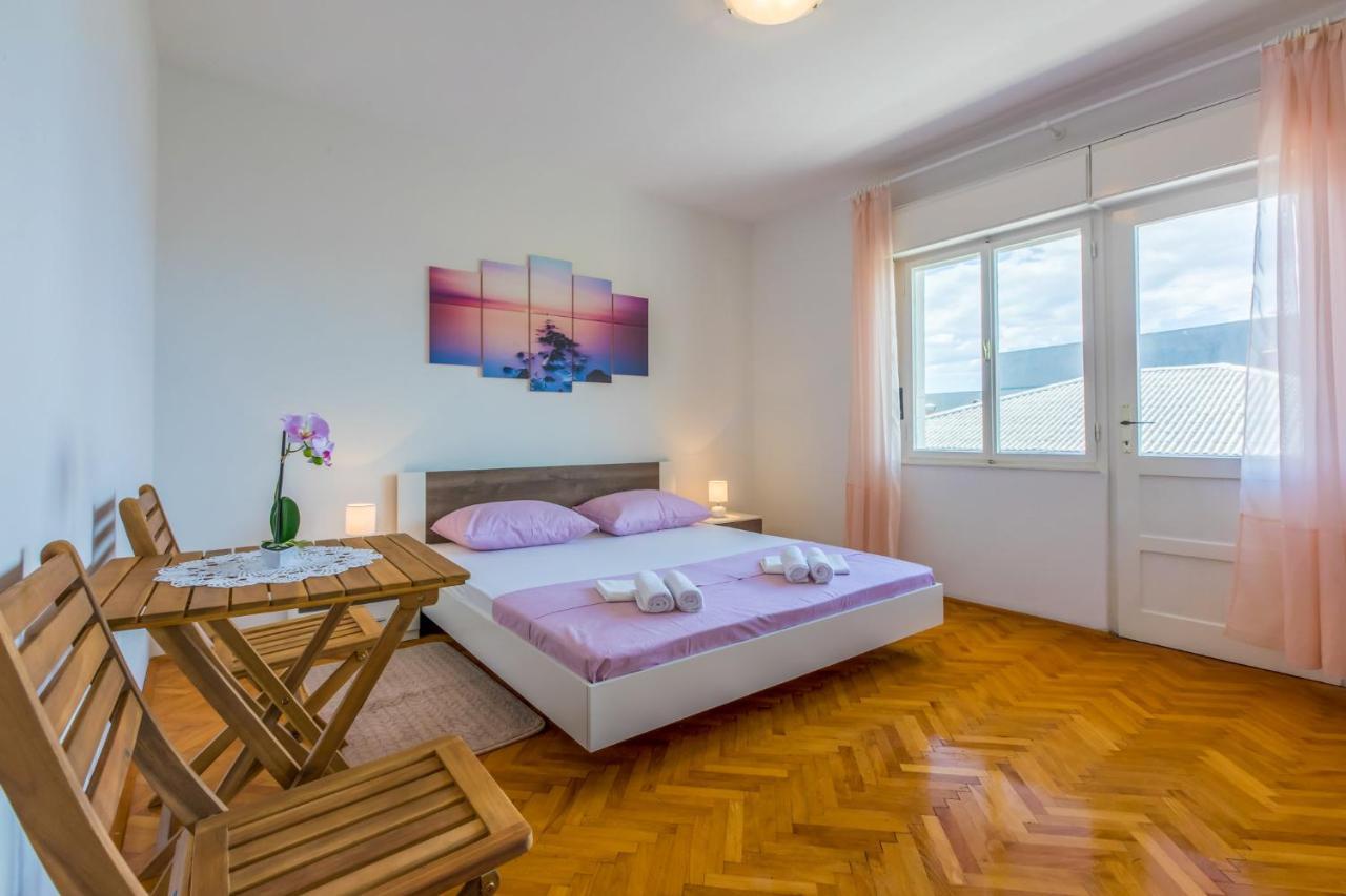 Azur Novi Vinodolski Esterno foto
